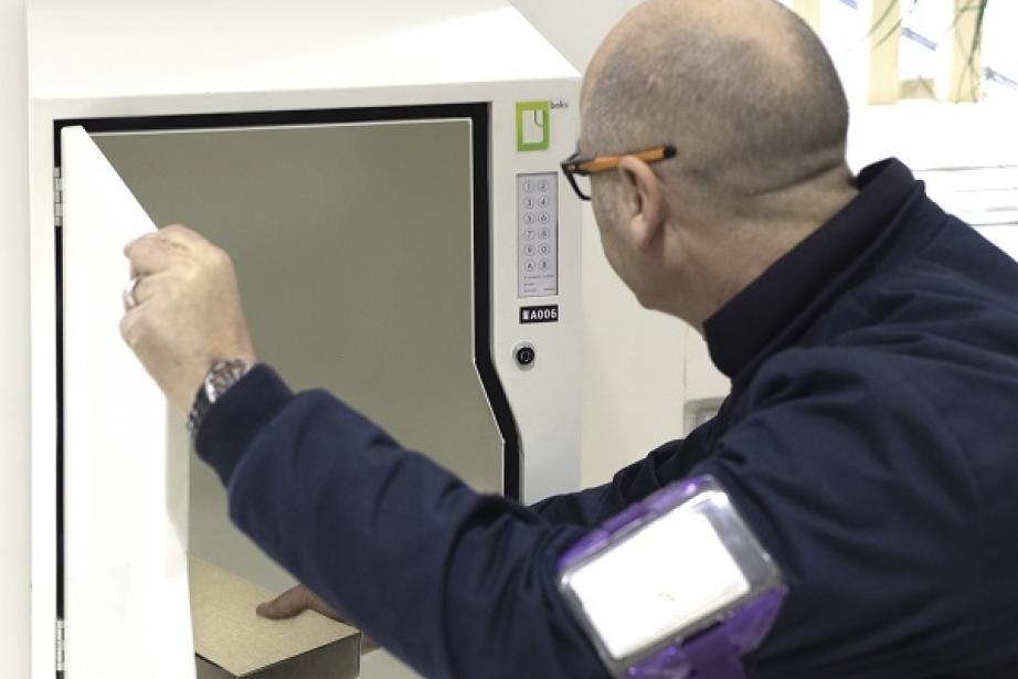 Les consignes pour colis Boks peuvent être installées à l’intérieur ou à l’extérieur des bâtiments. Les consignes pour colis Boks peuvent être installées à l’intérieur ou à l’extérieur des bâtiments.