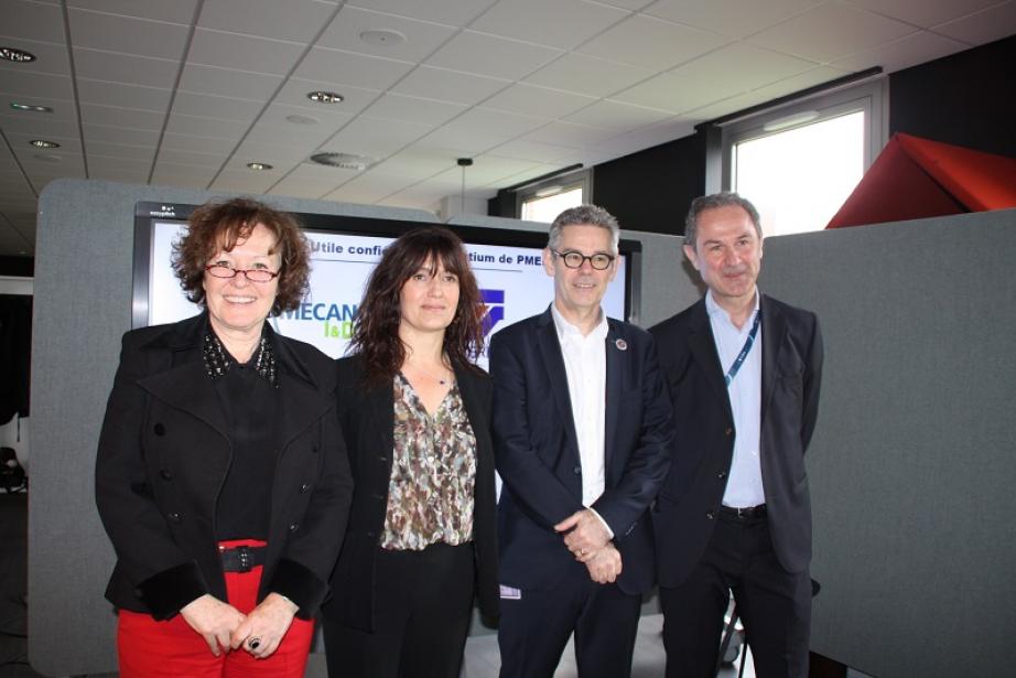 Marie-Anne Clair, directrice du Centre spatial de Guyane, Corine Lacoste, DG de Soterem, Didier Mesnier, pdg de Mecano Id, Michel Sarthou, responsable Cne du projet Argos 4 Marie-Anne Clair, directrice du Centre spatial de Guyane, Corine Lacoste, DG de Soterem, Didier Mesnier, pdg de Mecano Id, Michel Sarthou, responsable Cne du projet Argos 4