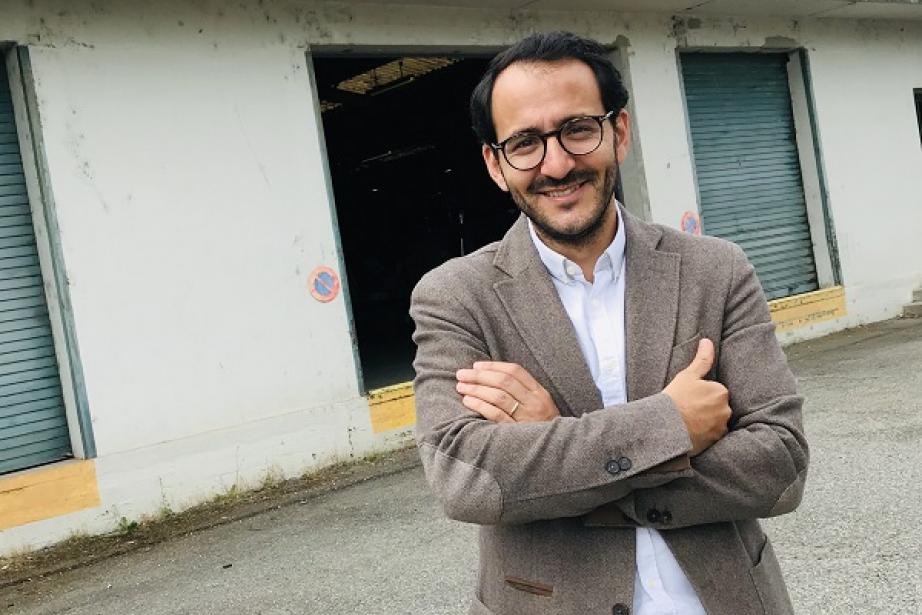 Yoan Eskinazi, dirigeant de Peyre, PME toulousaine de tôlerie, fabrication de gaines de ventilation et fumisterie. Yoan Eskinazi, dirigeant de Peyre, PME toulousaine de tôlerie, fabrication de gaines de ventilation et fumisterie.