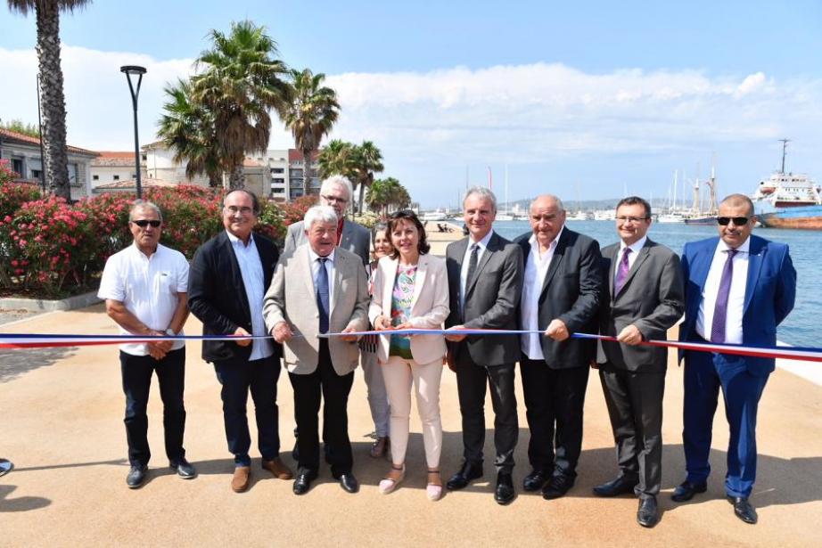 Lors de l'inauguration des nouvelles installation du port