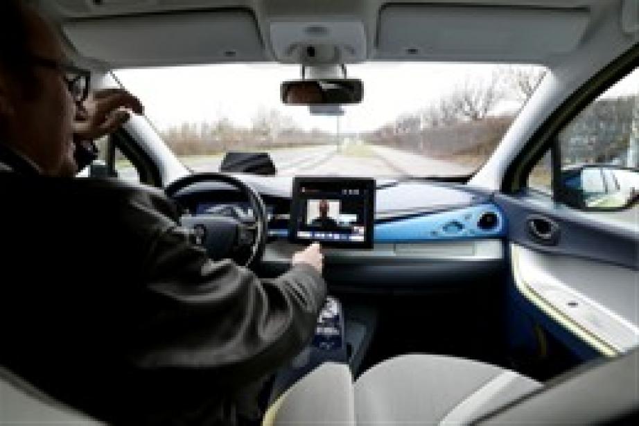 Renault reprend les sites d'Intel à Toulouse et Sophia-Antipolis Renault reprend les sites d'Intel à Toulouse et Sophia-Antipolis