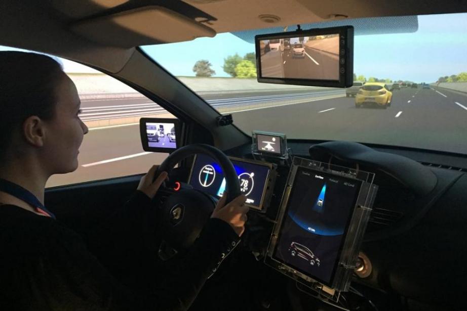 Renault et la filière automobile ont besoin de la simulation pour tester les véhicules autonomes dans un environnement virtuel en accumulant des milliers de kilomètres, accélérant ainsi la mise sur le marché. Renault et la filière automobile ont besoin de la simulation pour tester les véhicules autonomes dans un environnement virtuel en accumulant des milliers de kilomètres, accélérant ainsi la mise sur le marché.