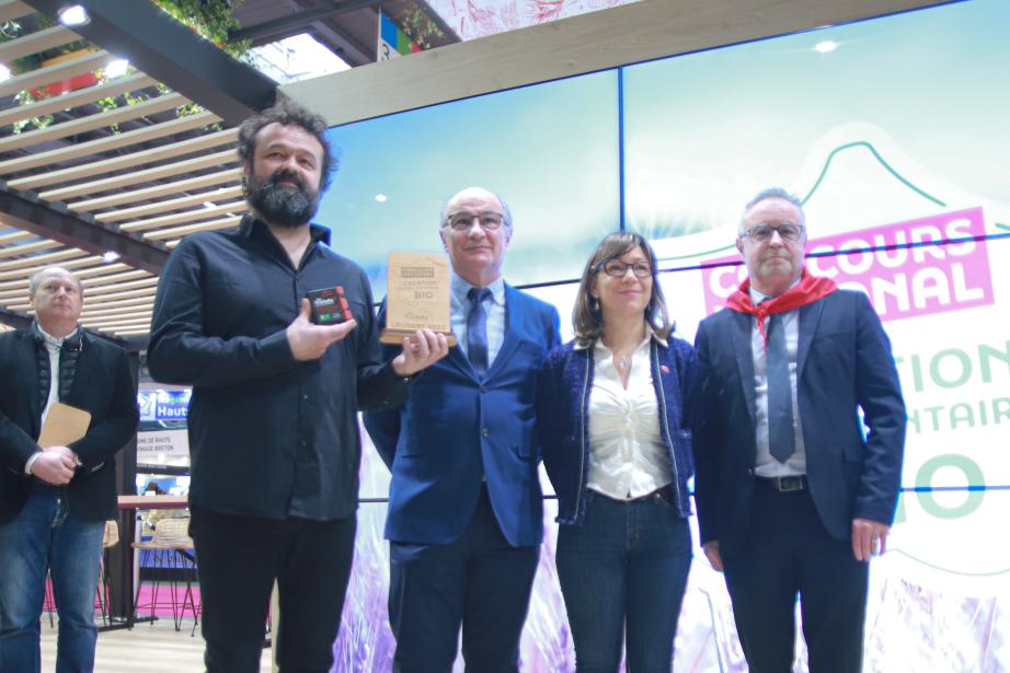 Le fondateur de la Truitelle (Aude), François Isambert, à l'occasion de la remise des prix au Salon de l'agriculture. (Photo : Gers Développement)