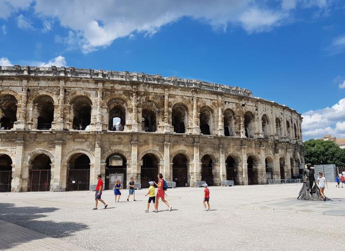 Les arènes de Nîmes vont être restaurés jusqu'en 2034, pour plus de 50 M€