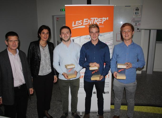 François Thibert, Sophie Garcia avec l'équipe de Tetral,  Lucas Heurtault, Antoine Gouvy, Clément Lopez