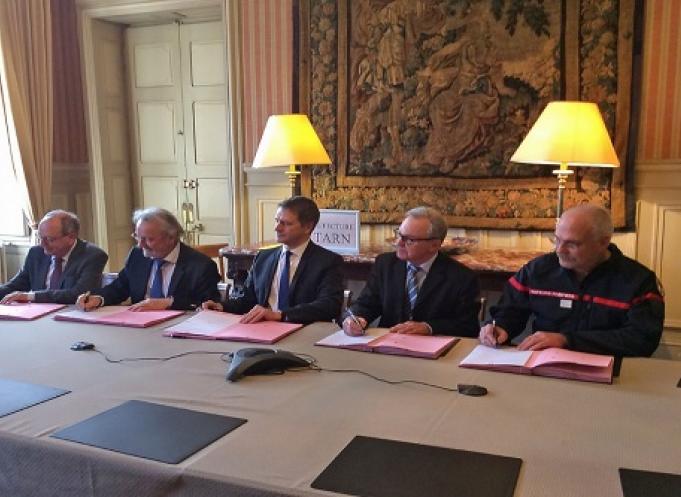 Signature de la convention le 16 février 2017.